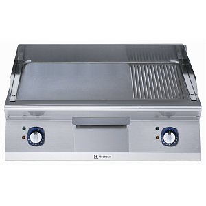 Electrolux Professional E7IIMDAOMEA ELECTRIC  FRY TOP-SMOOTH+RIBBED PLATE 800 MM-BRUSHED CHROME (CODE 371347)