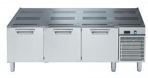 Electrolux Professional E7BAPP00RD GEKÜHLTER UNTERBAU + 3 TÜREN, 1600 MM (Code 371258)