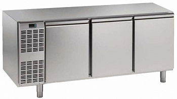 3 DOOR REFRIGERATED TABLE -2C-NO TOP (Code 727106)
