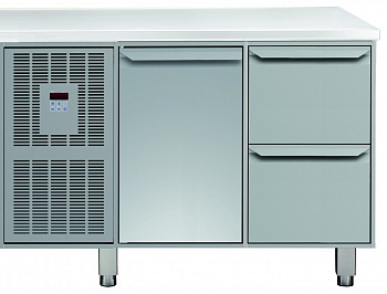 Electrolux Professional TRES2VC27T REFRIGERATED CUPB.1DOOR+2DRAWERS 1310MM (Code 121947)