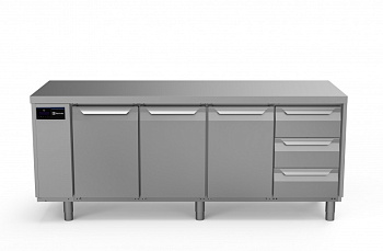 Electrolux Professional EH4RRAAAC REFR.COUNTER 590LT 3DR 3x1/3DRAW REMOTE (Code 710073)
