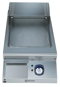 Electrolux Professional E9IINIAOMCA Modulare Großküchengeräteserie 900XP 400mm Elektro-Bratplatte mit glatt gebürsteter hartverchromter Stahloberfläche, horizontal,Halbmodul, Thermostatregelung, Schaber inkludiert (Code 391398)