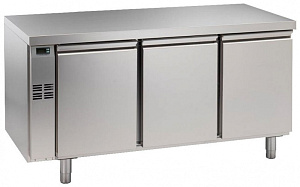 Electrolux Professional HB3PR 3 DOOR REFRIGERATED TABLE -2C-REMOTE (Code 728264)