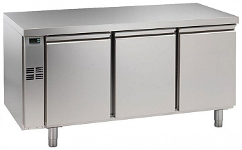 3 DOOR REFRIGERATED TABLE -2C-REMOTE (Code 728264)