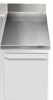 Electrolux Professional TPLA6A ARBEITSPLATTE M. AUFKANTUNG 600 MM (Code 121132)