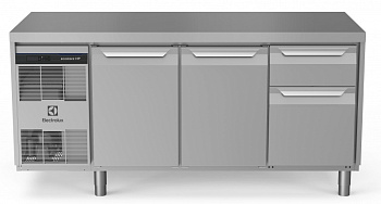 Electrolux Professional EH3HBAAD REFR.COUNTER 440LT 2DR 1/3+2/3DRAWER (Code 710041)